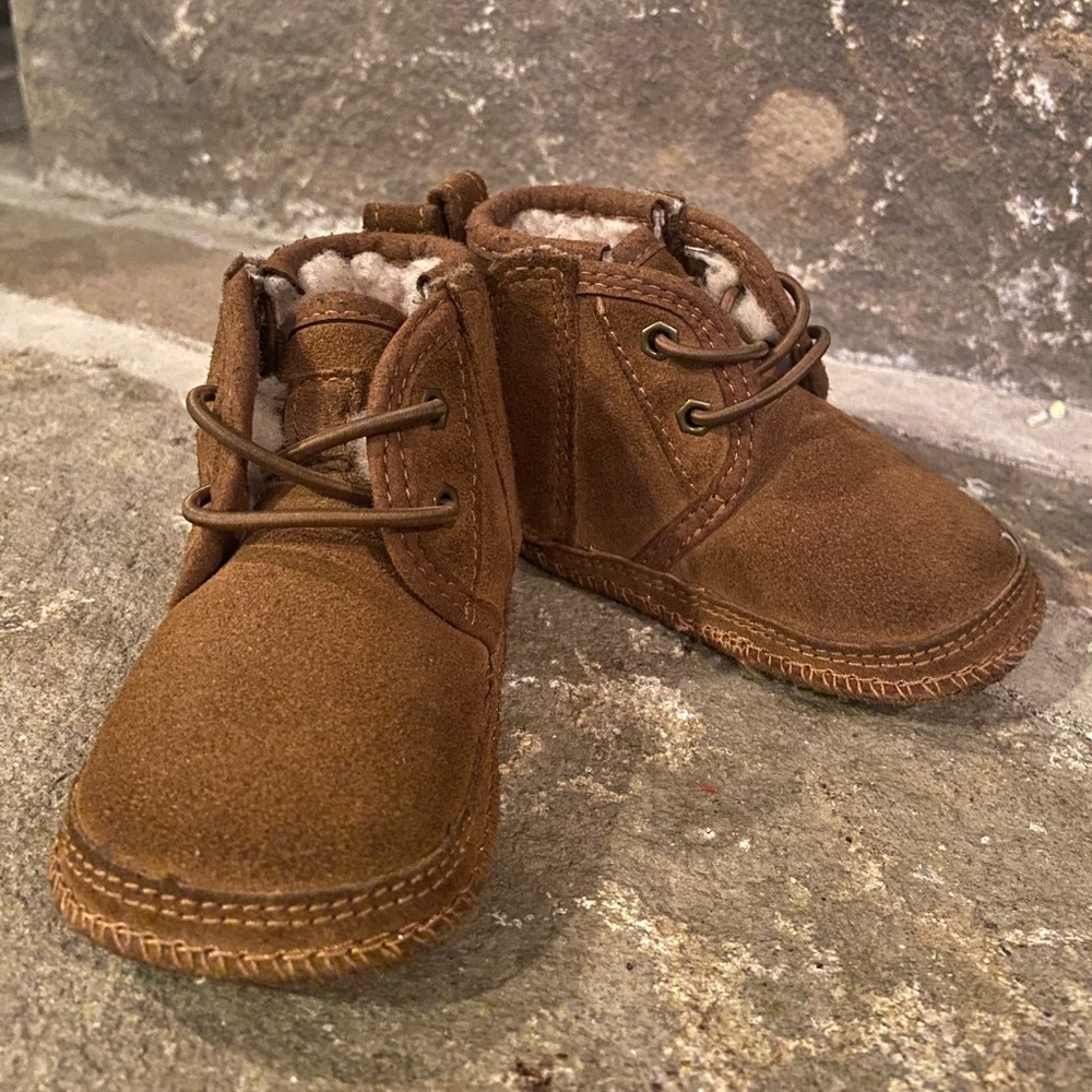 baby neumel uggs